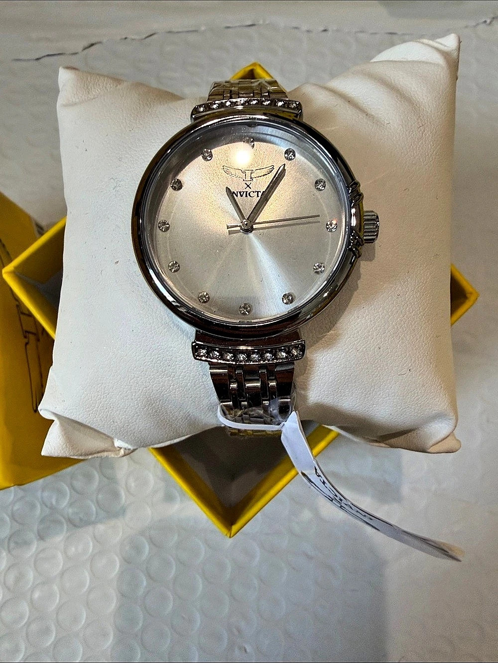 Angel I by Invicta Lady
Model 69947 Ladies Watch